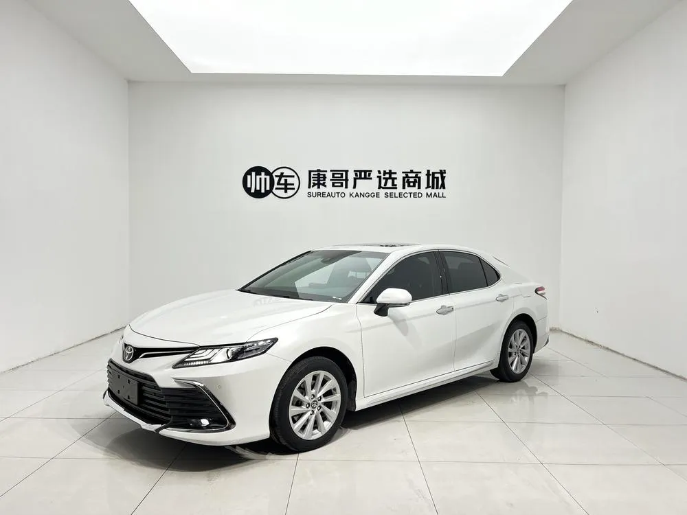 Toyota Camry, 2023