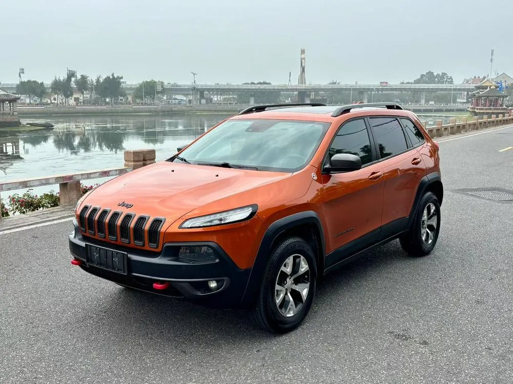 Jeep Cherokee (Import), 2014