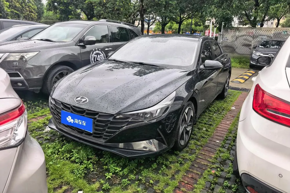 Hyundai Elantra, 2021