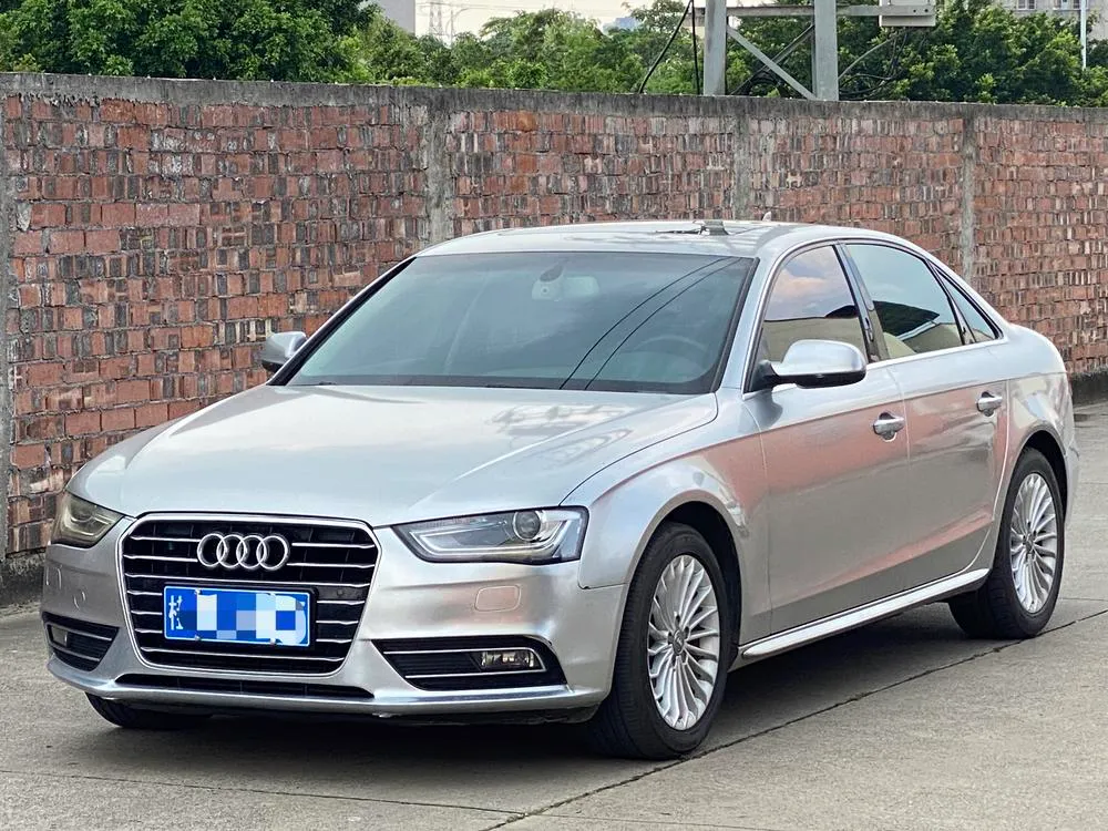 Audi A4L, 2015