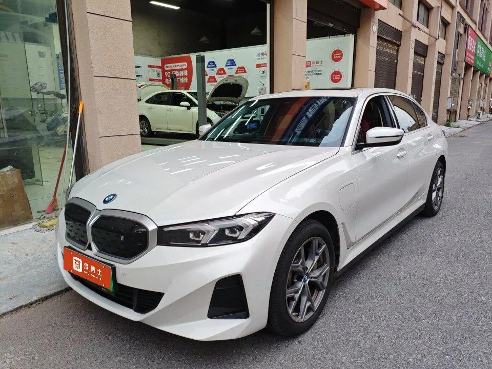 BMW i3, 2023