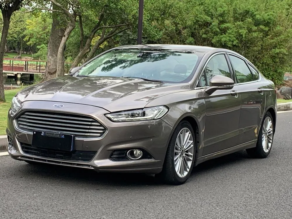 Ford Mondeo, 2013