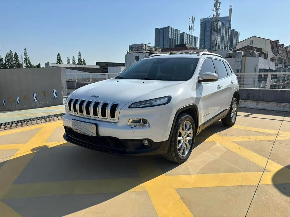 Jeep Cherokee (Import), 2014