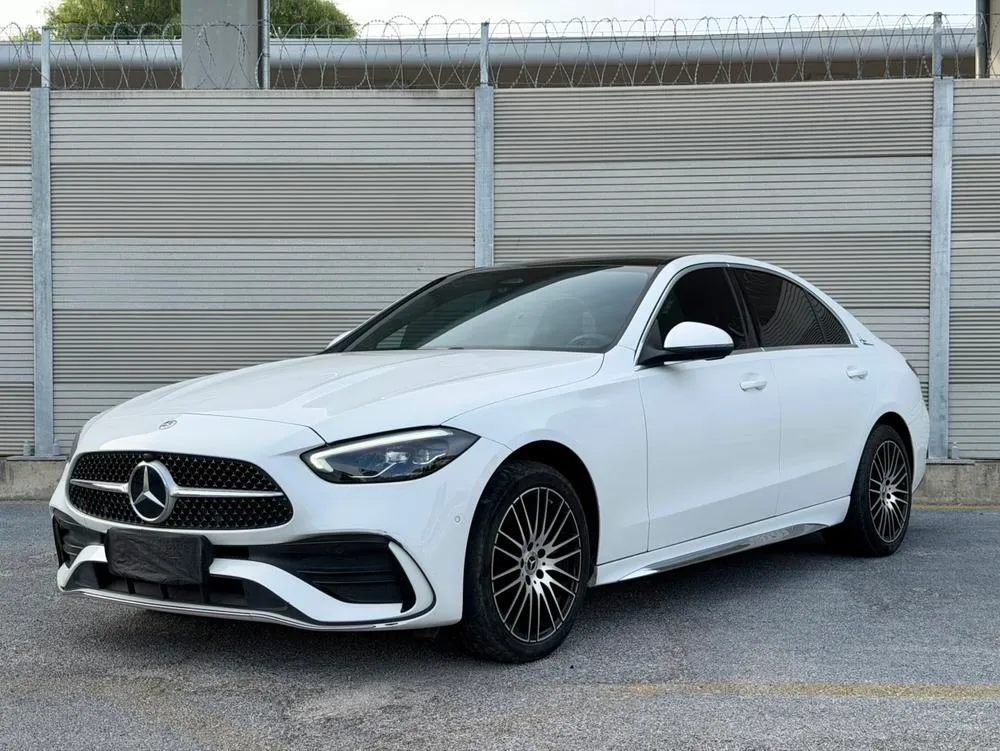Mercedes-Benz C-Class, 2024