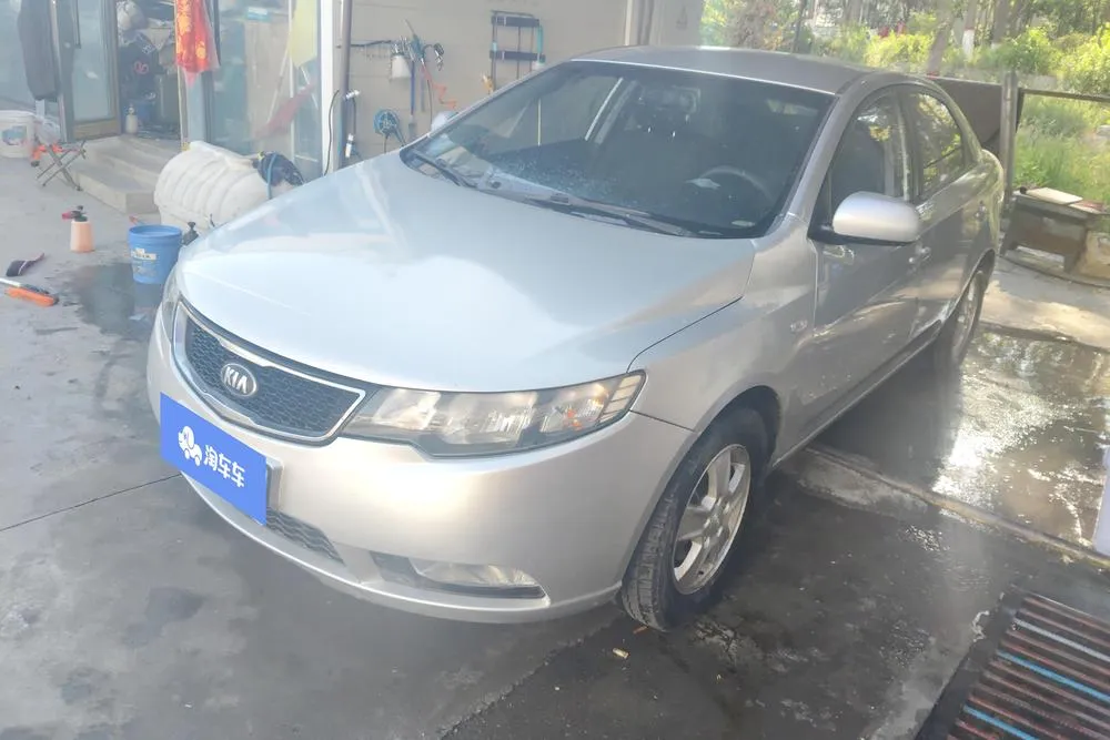 Kia Forte, 2011