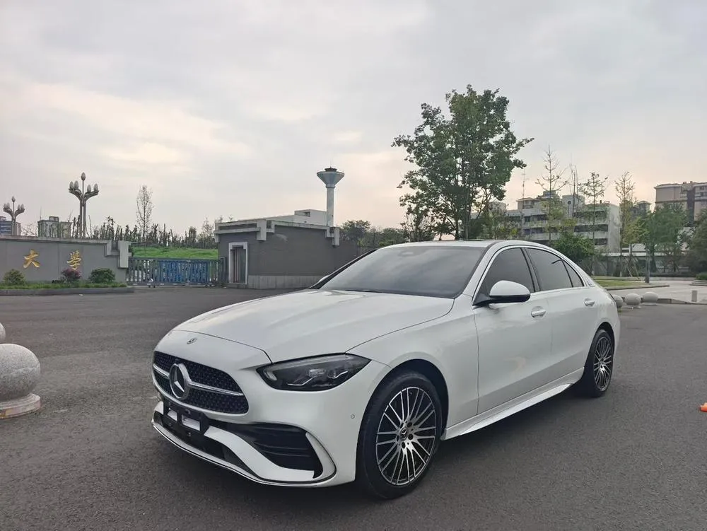 Mercedes-Benz C-Class, 2024