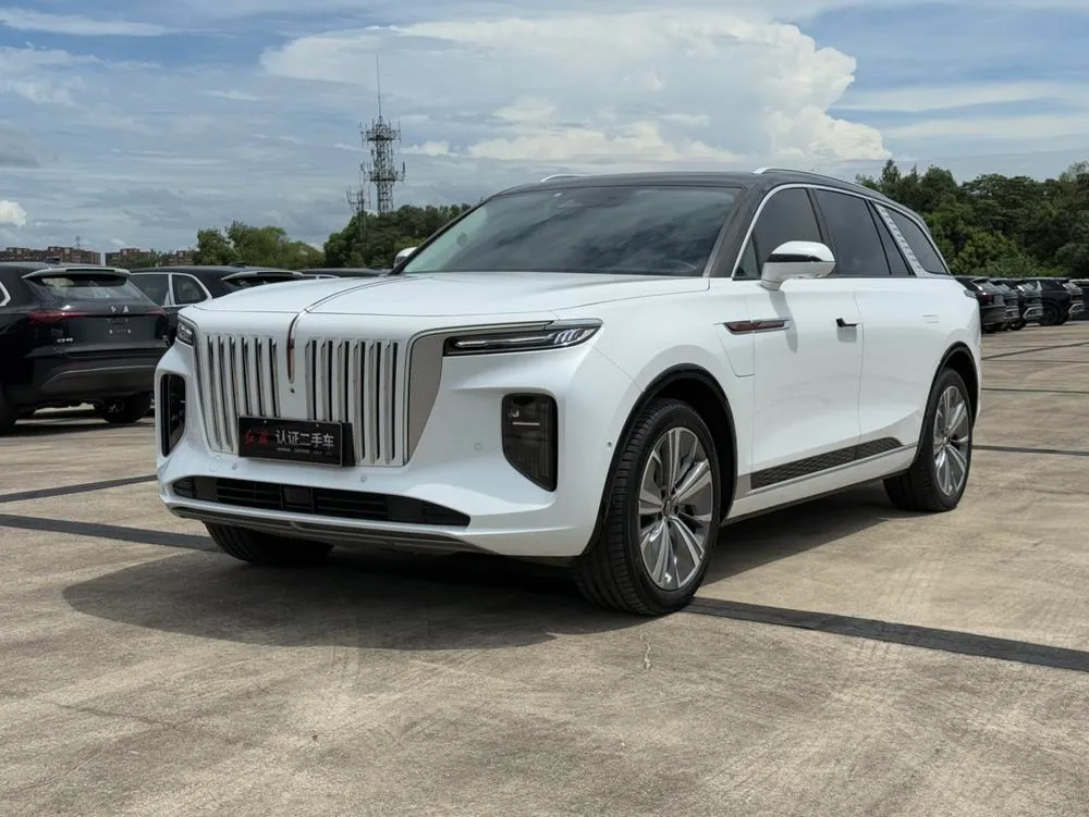 Hongqi E-HS9, 2022