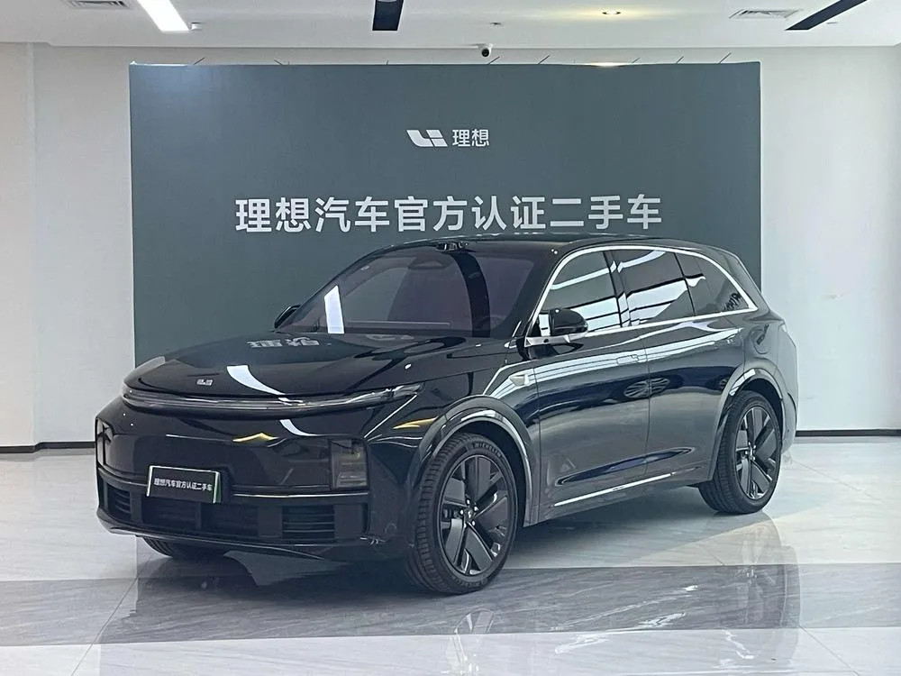 Li Auto L7, 2025