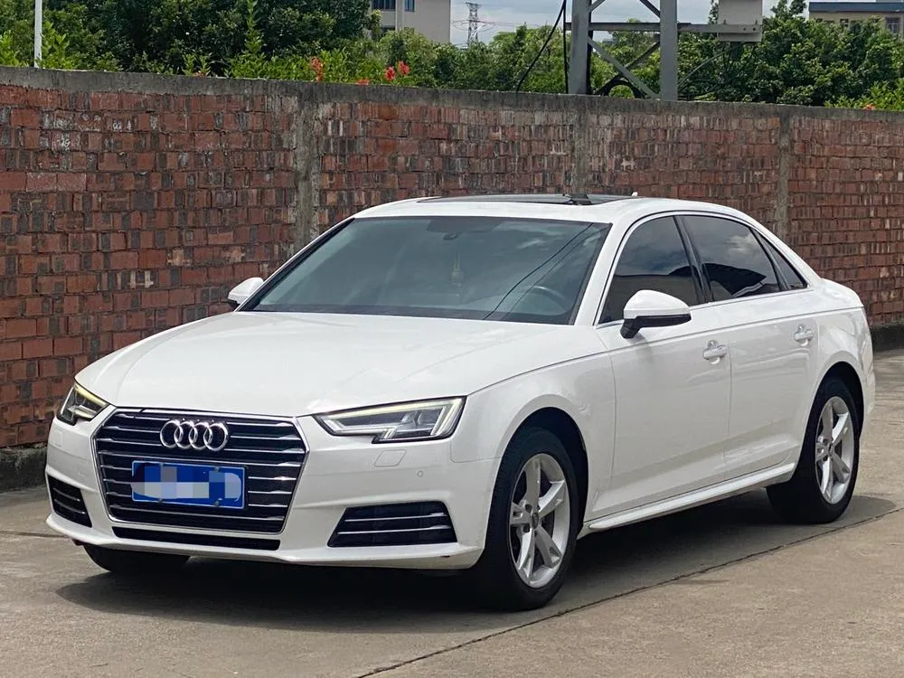 Audi A4L, 2017