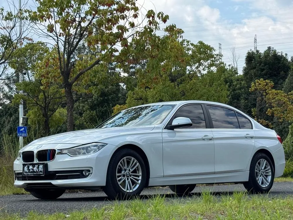 BMW 3-Series, 2015
