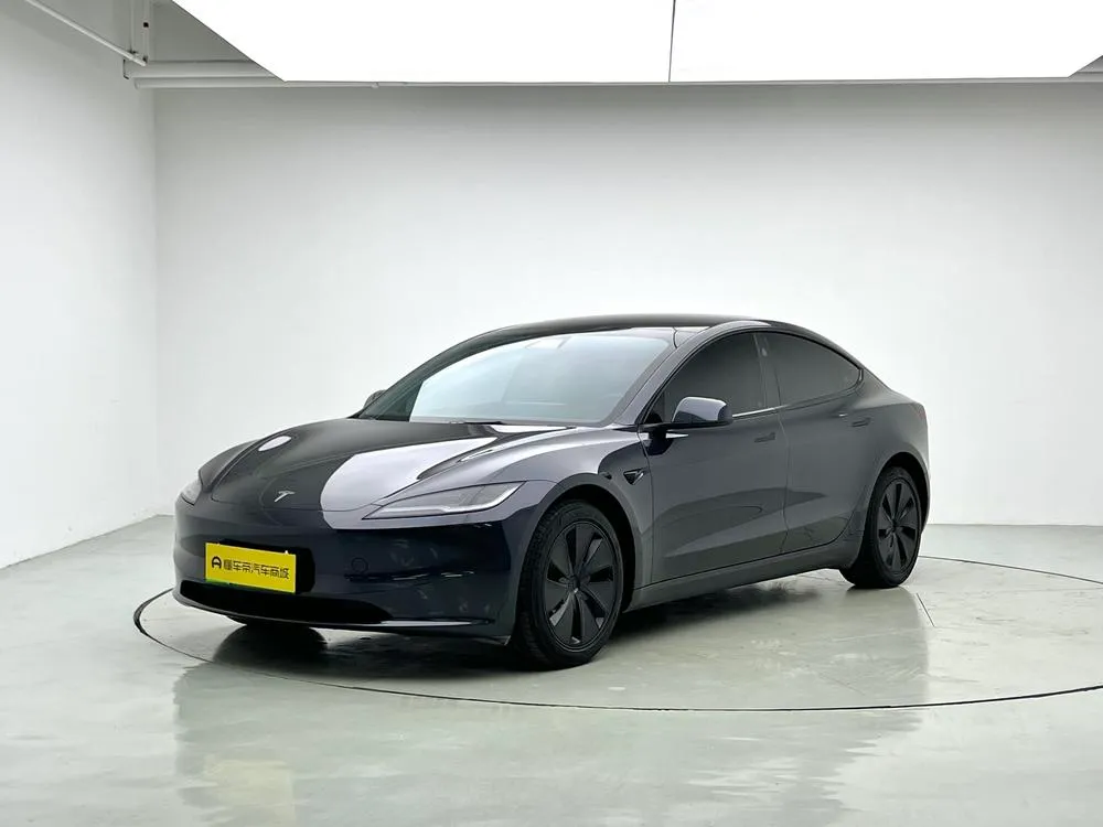 Tesla Model 3, 2025