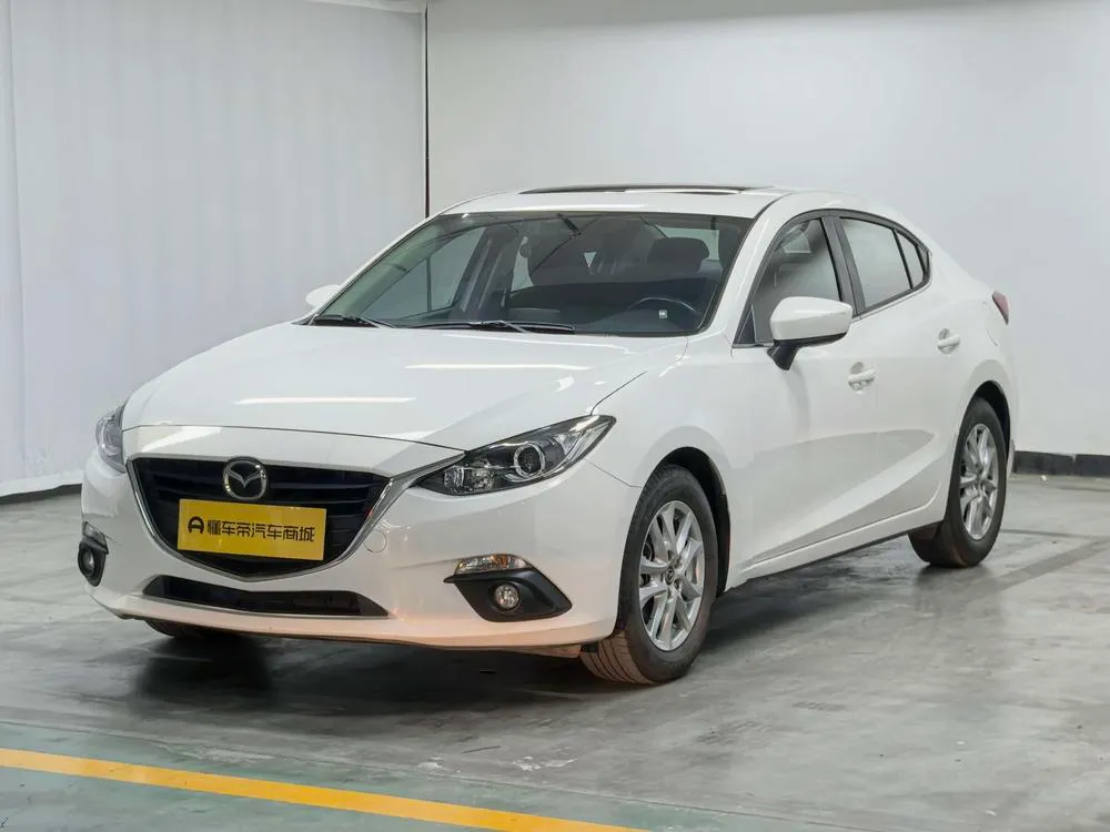 Mazda 3 Axela, 2016