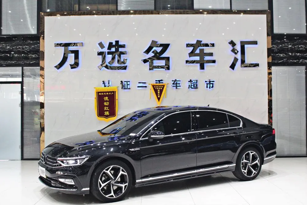 Volkswagen Magotan, 2023
