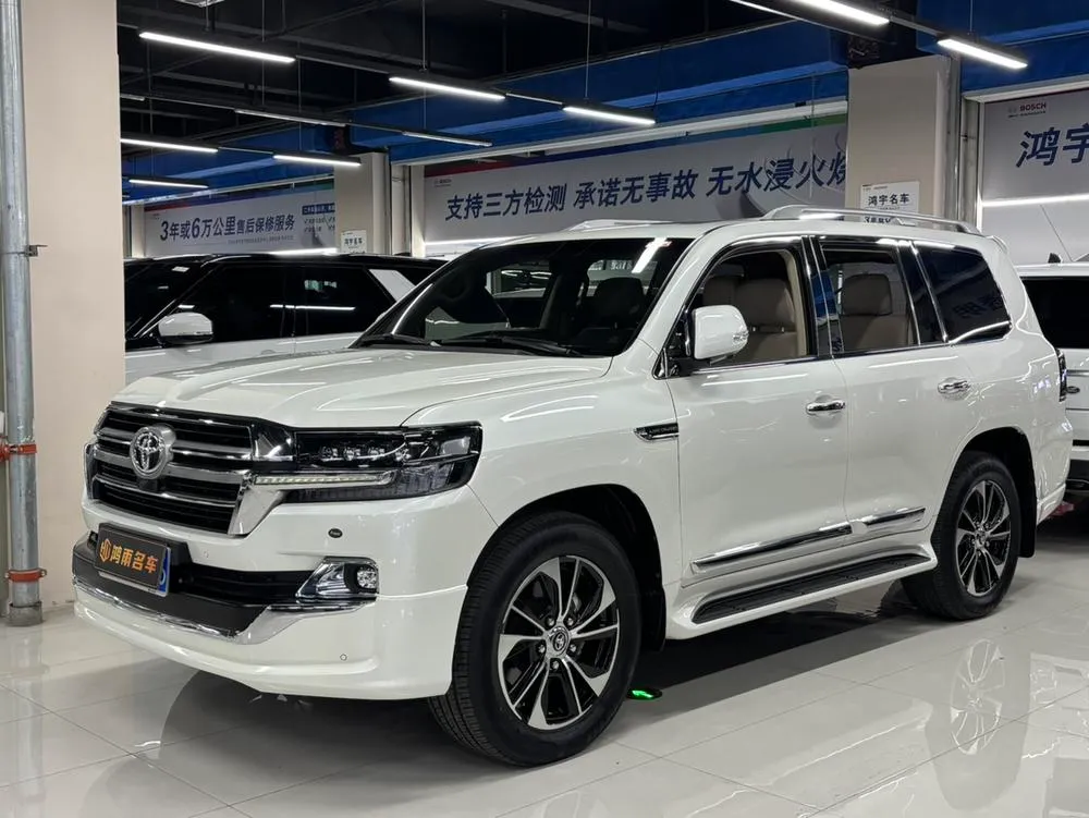 Toyota Land Cruiser (Import), 2020