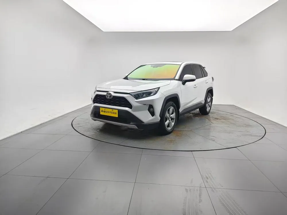 Toyota RAV4, 2021