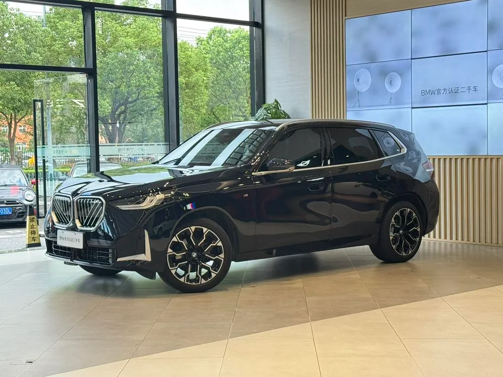 BMW X3 xDrive30L Продвинутая M спортпакет, 2025 — фото 1
