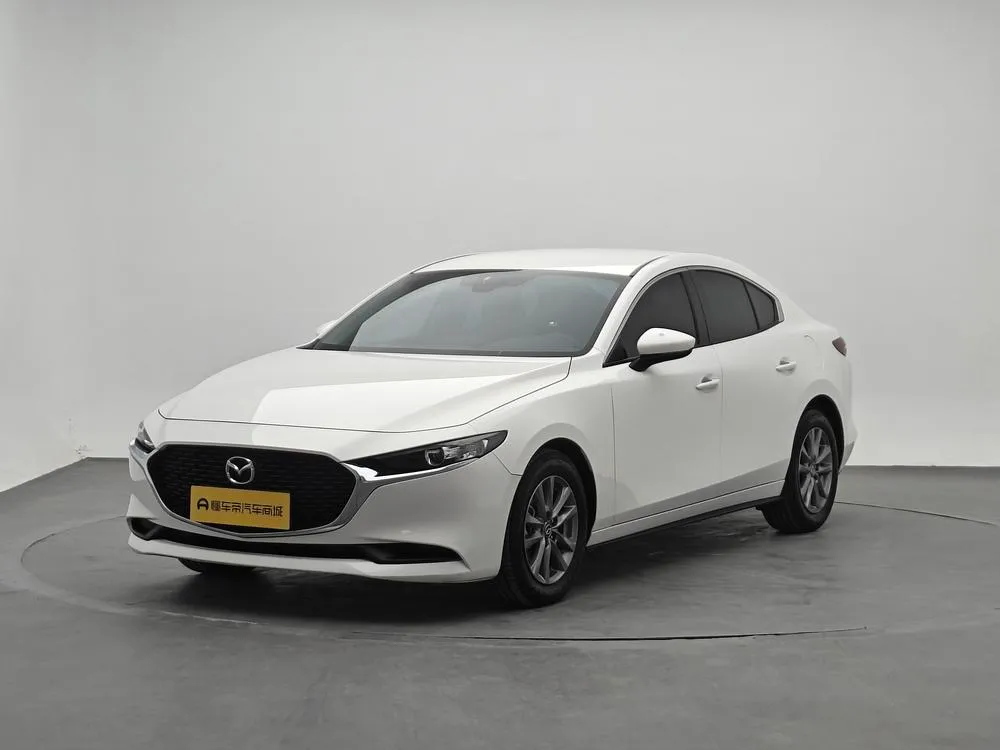 Mazda 3 Axela, 2023