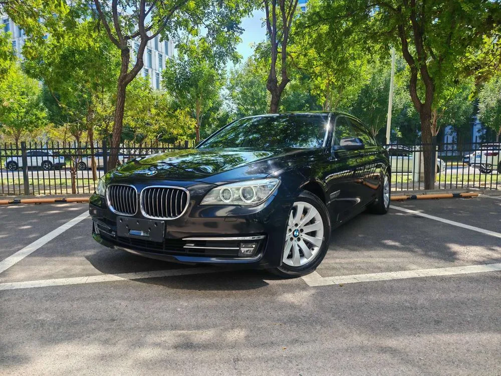 BMW 7-Series, 2013