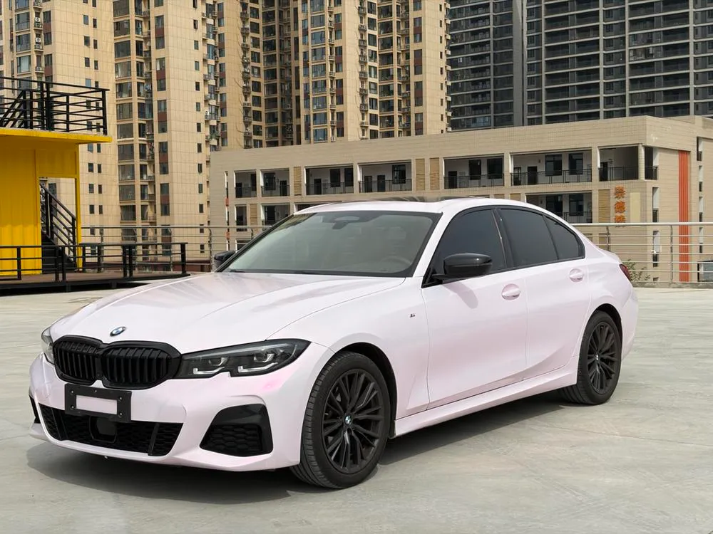 BMW 3-Series, 2022