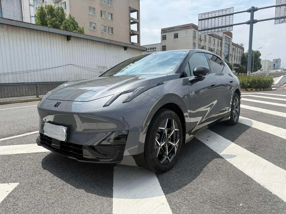 Lynk & Co Z20, 2025