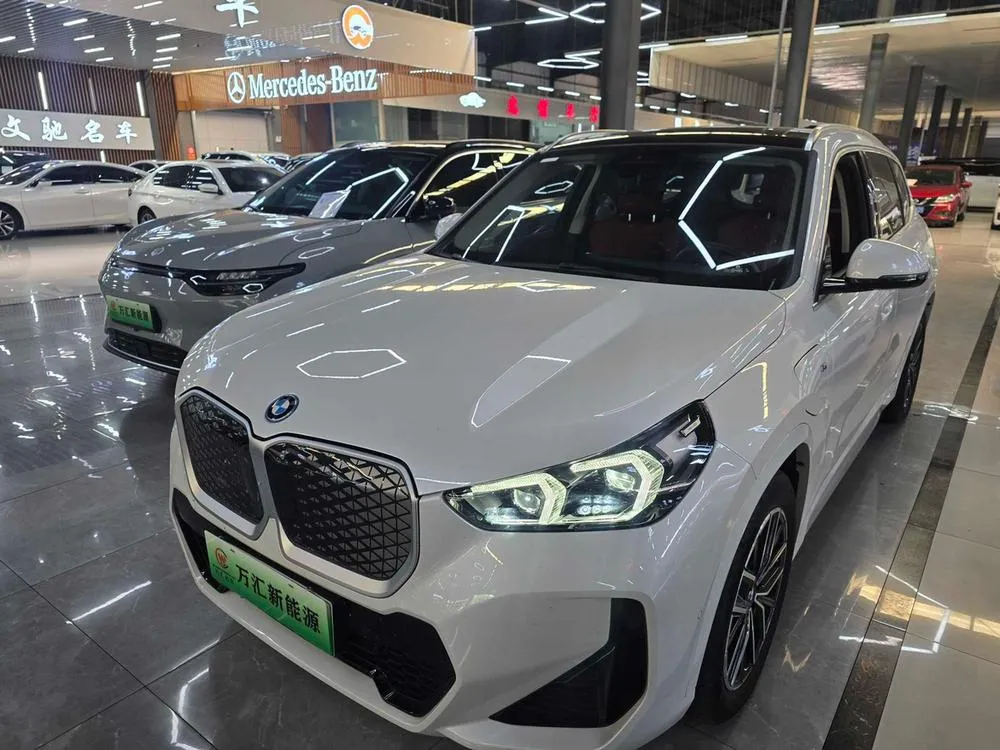 BMW iX1, 2024