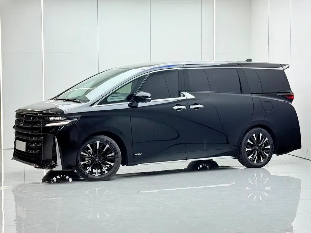 Toyota Vellfire, 2025