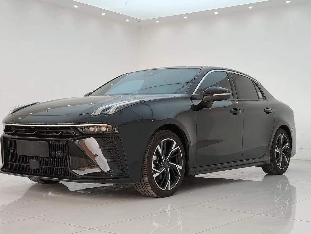 Lynk & Co 03, 2025