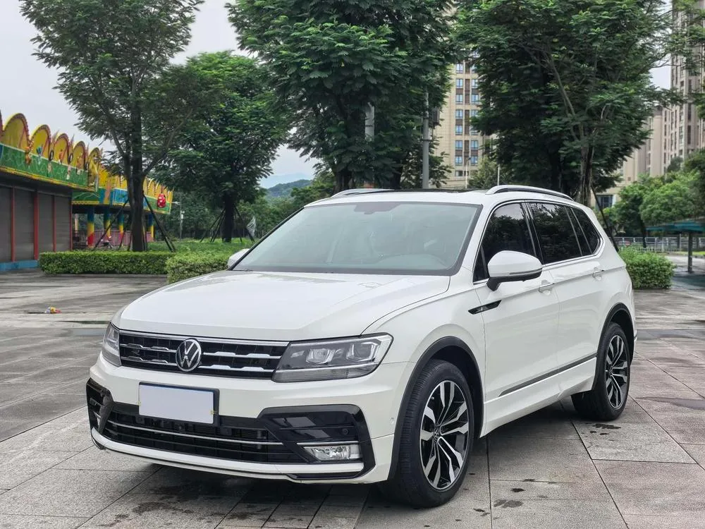 Volkswagen Tiguan L, 2021