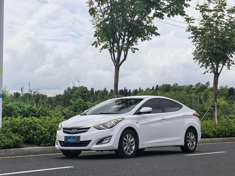 Hyundai Elantra Langdong, 2015