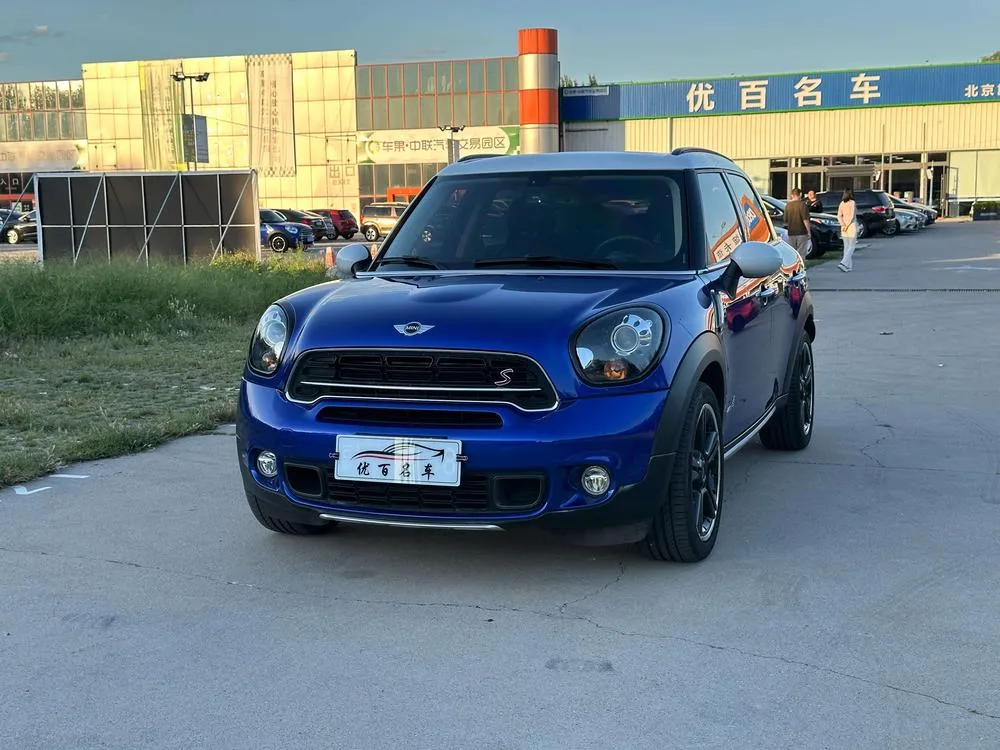 MINI COUNTRYMAN, 2016