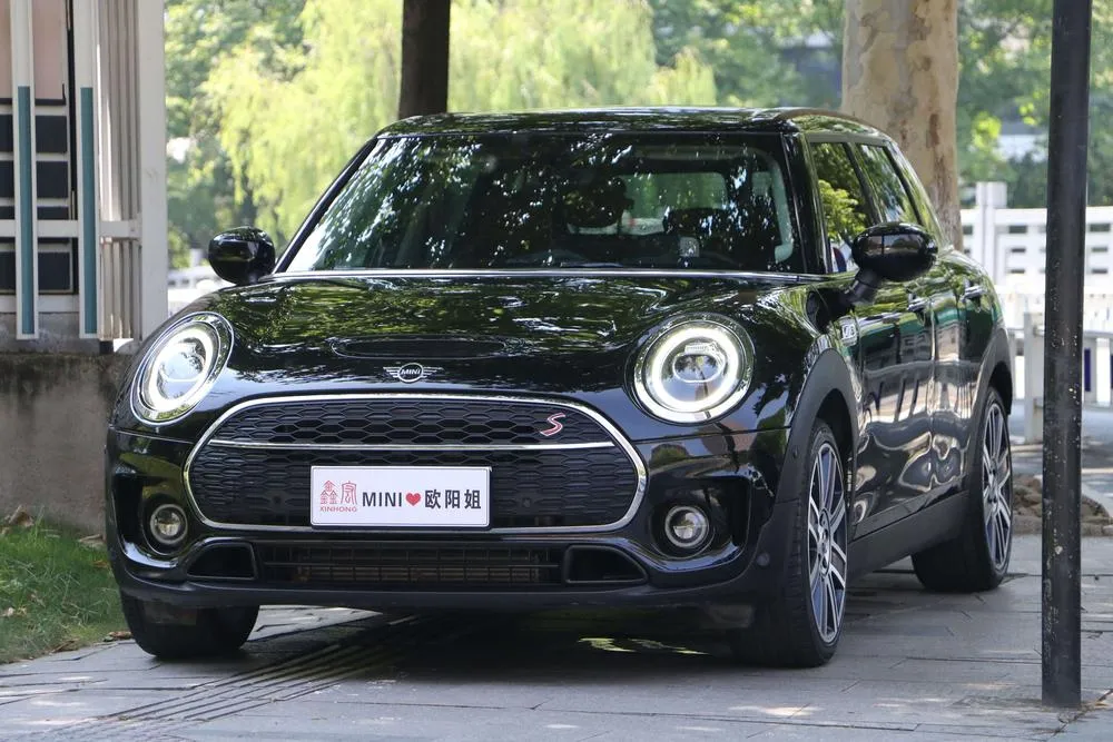 MINI CLUBMAN, 2021
