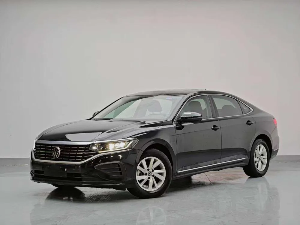 Volkswagen Passat, 2022