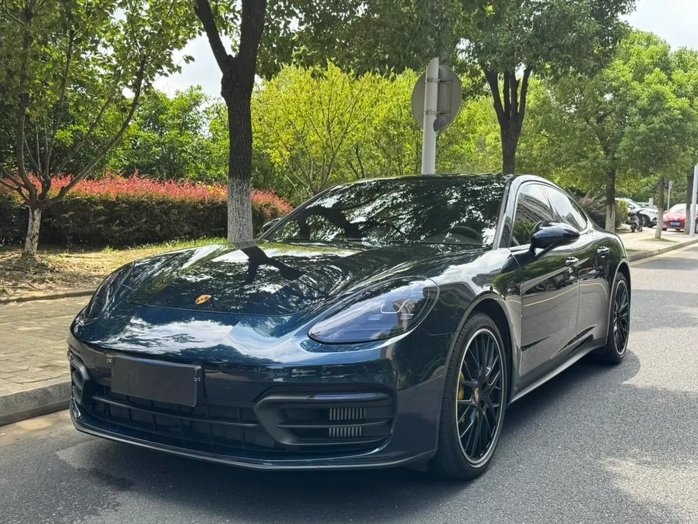 Porsche Panamera, 2021
