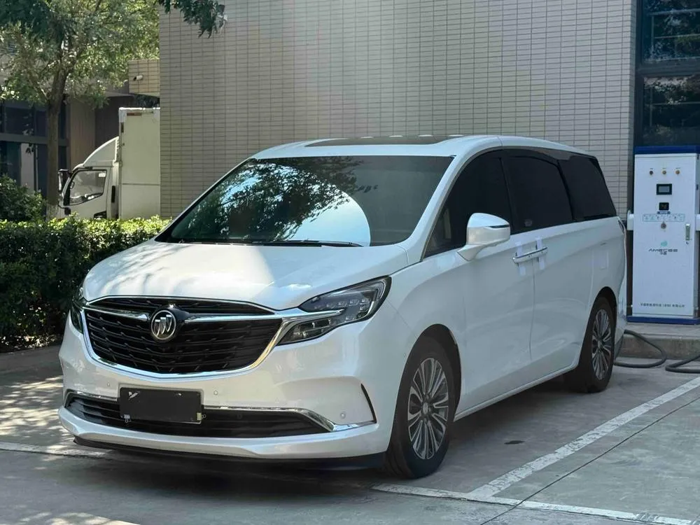 Buick GL8, 2022