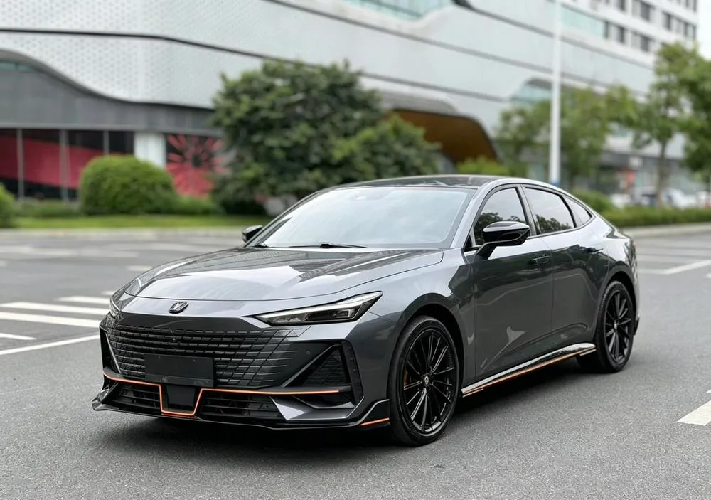 Changan UNI-V, 2022