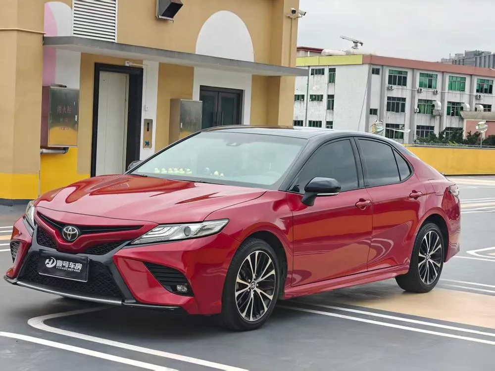 Toyota Camry, 2019