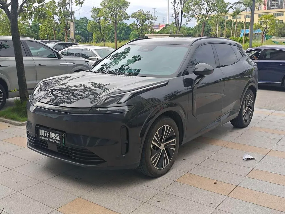 Lynk & Co 08 EM-P, 2023