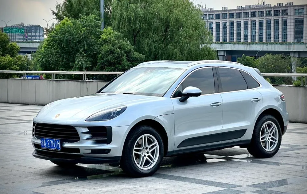 Porsche Macan, 2021