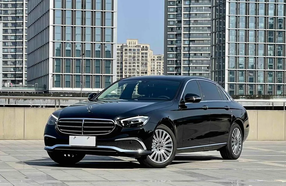 Mercedes-Benz E-Class, 2023