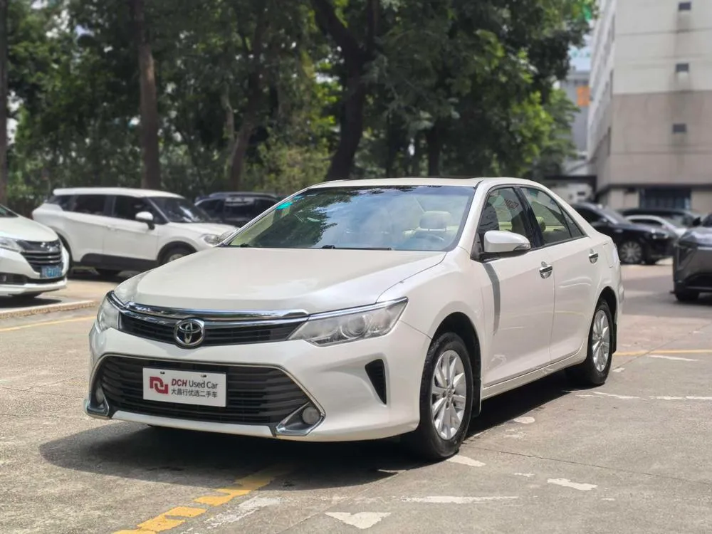 Toyota Camry, 2015
