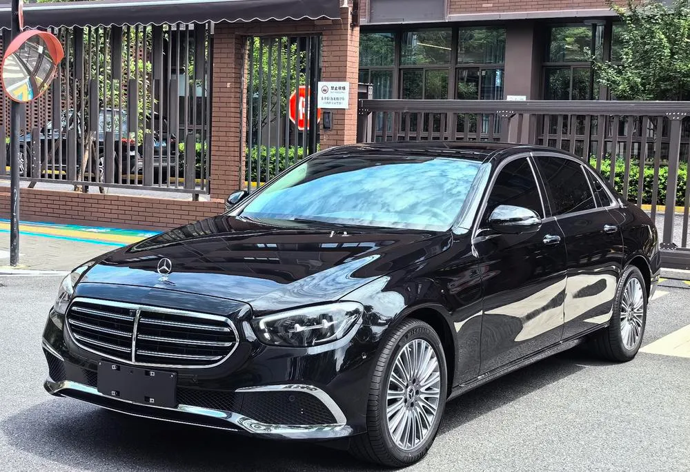 Mercedes-Benz E-Class, 2023