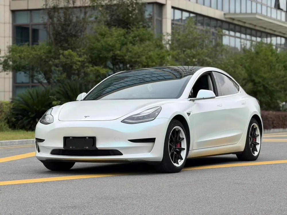 Tesla Model 3, 2020