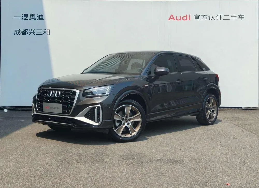 Audi Q2L, 2024