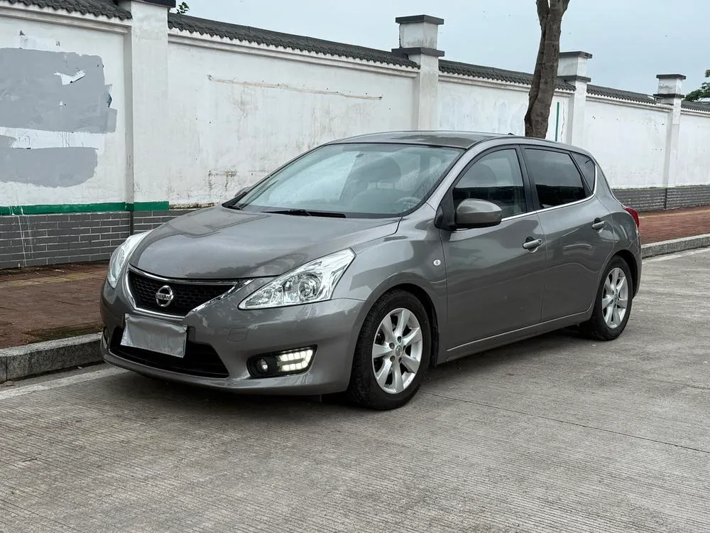Nissan Tiida 1.6L CVT Comfort Version, 2014 — фото 1