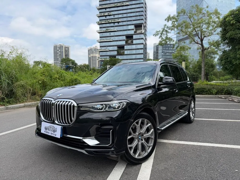 BMW X7, 2021