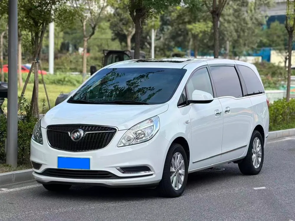 Buick GL8, 2018