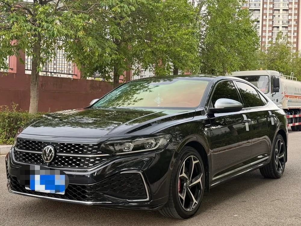 Volkswagen Passat, 2024