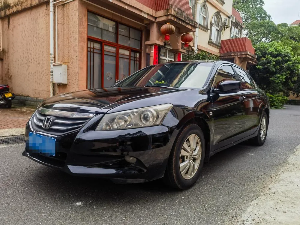 Honda Accord, 2011