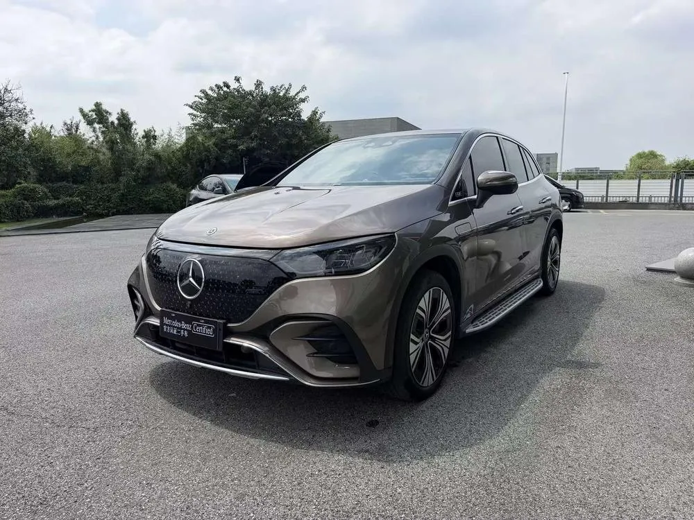 Mercedes-Benz EQE SUV, 2023