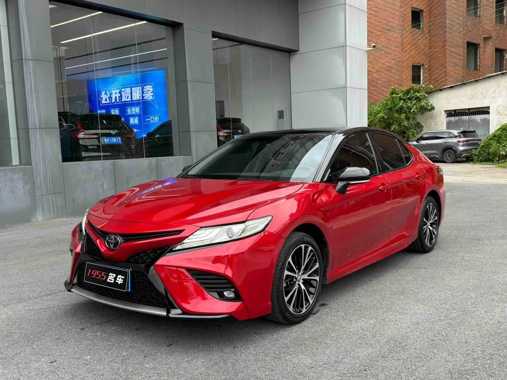 Toyota Camry, 2019